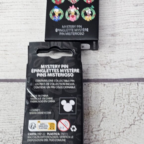 NIB!  Loungefly Disney Mickey Mouse And Friends Holiday Wreath Blind Box UNOPENE - Picture 4 of 4